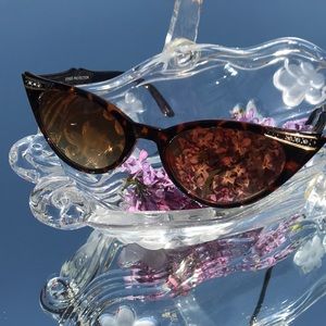 Cat Eye Sunglasses with Detail